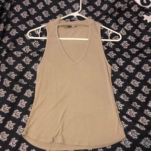 kendall & kylie deep v top!!